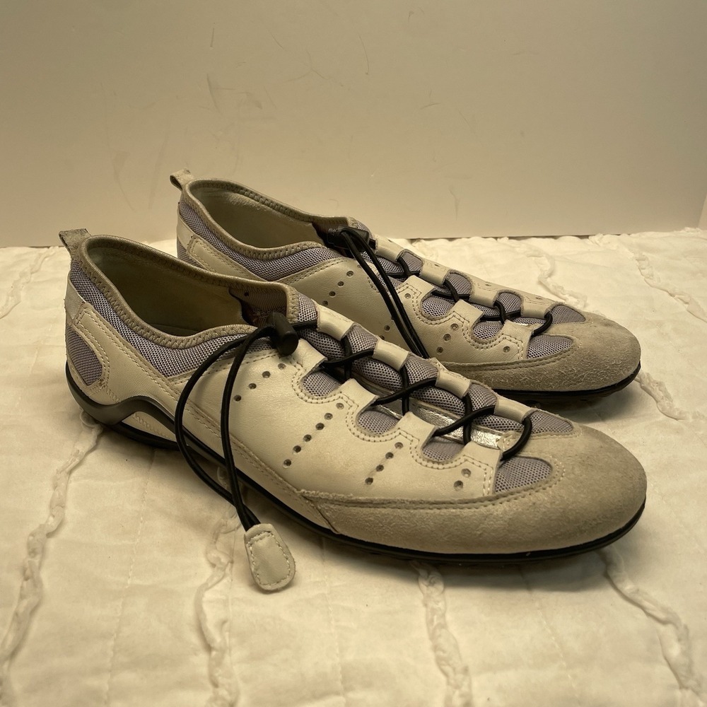 ECCO Womens Leather Summer Trainer Cream Gray Low Top‎ Lace Up Size EU 40 US 9.5